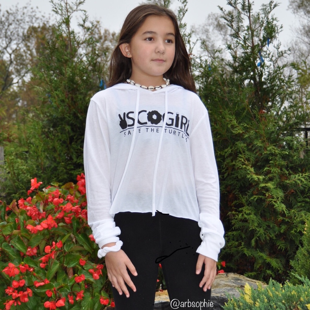 VSCO Girl Save the Turtles Cropped Hooded Shirt